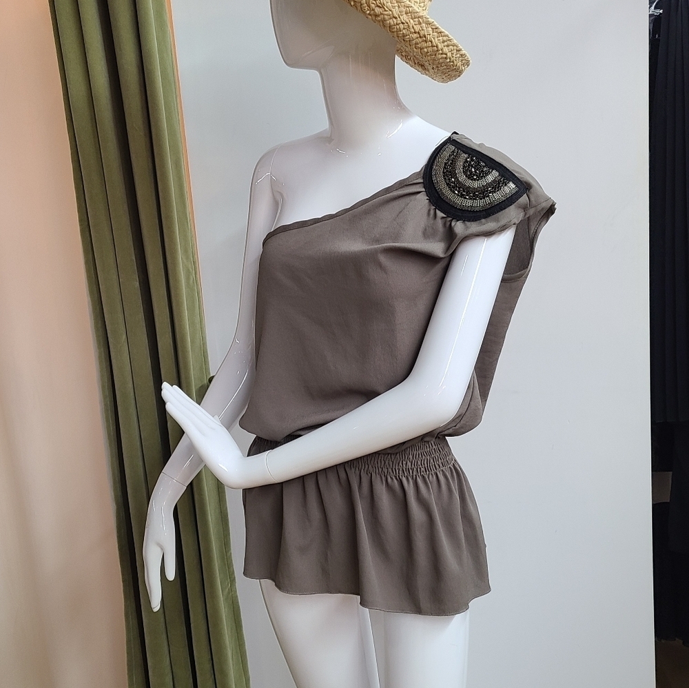 Karis Army Green One Shoulder Shirt